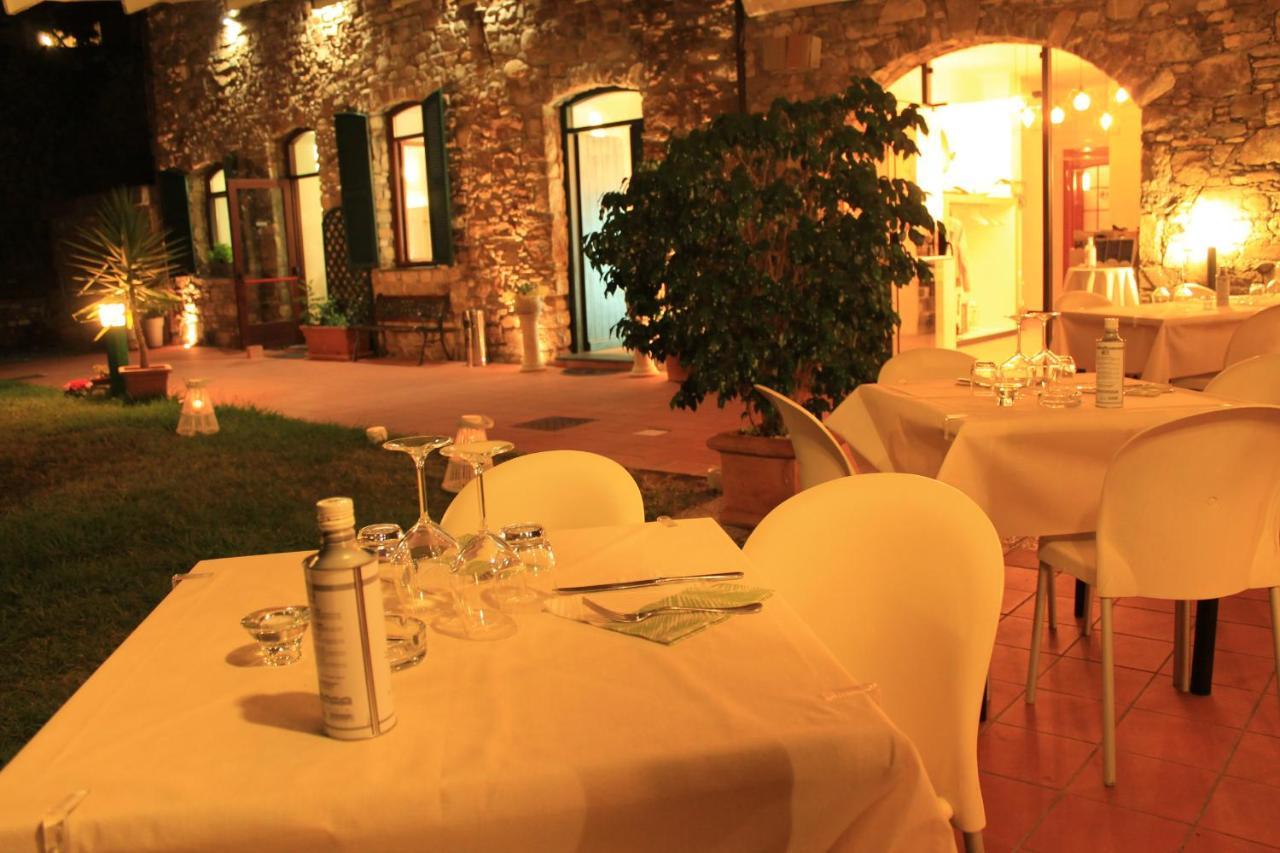 Govi Gasthuis Diano Castello